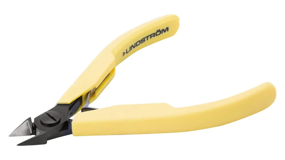 Liquidación Alicates de corte lateral Lindstrom, capacidad de corte 1.25mm, long. total 110 mm, ESD