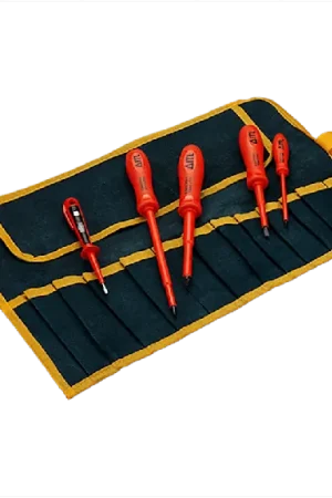Juego de destornilladores estándar ITL Insulated Tools Ltd de 5 piezas, tipo de punta Plano Ocasión Especial