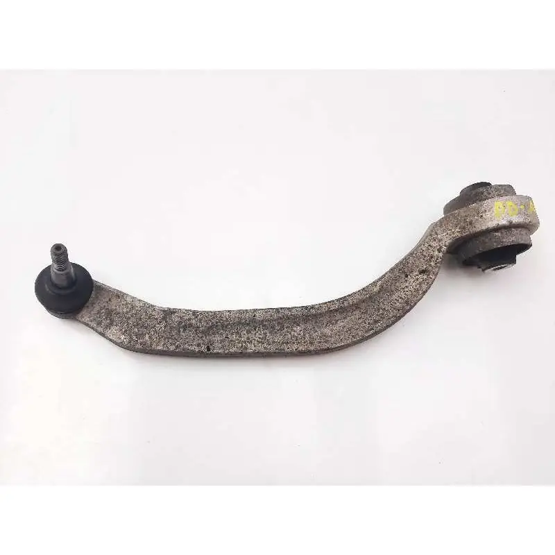 BRAZO SUSPENSION INFERIOR DELANTERO DERECHO 8E0407094 Stock Limitado