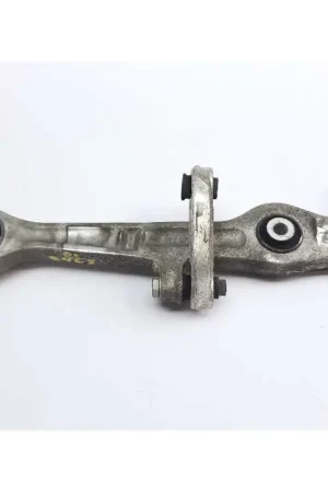 BRAZO SUSPENSION INFERIOR DELANTERO IZQUIERDO 8E0407151 Promoción Exclusiva
