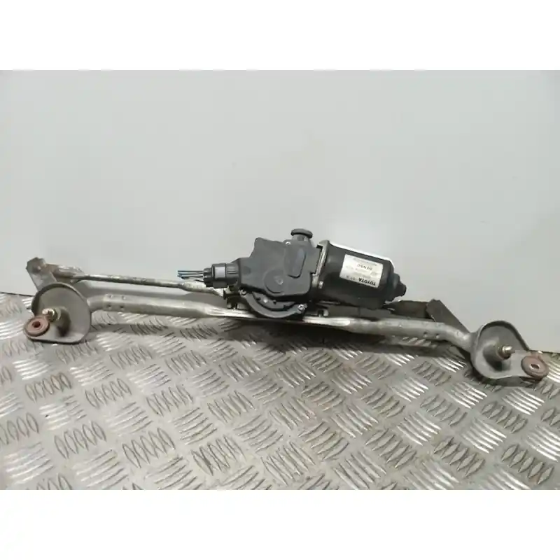 MOTOR LIMPIA DELANTERO 851101A040 Precio Económico